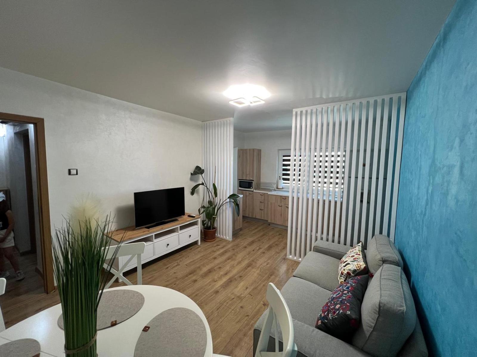 Miva Apartments Mangalia Esterno foto